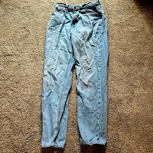 American Eagle Mom jeans